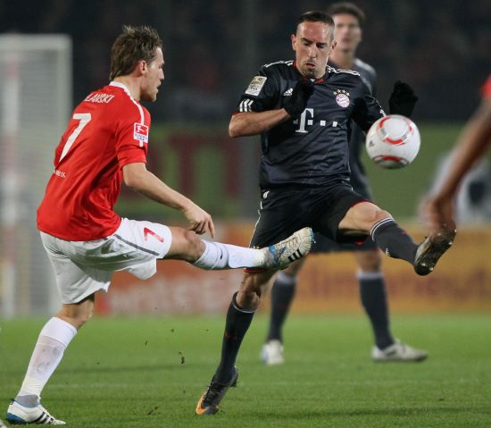 比赛并非单 比赛并非单