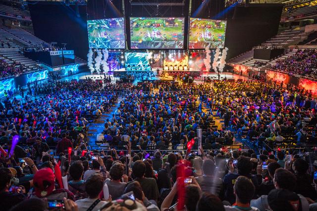 众多自行车 众多自行车